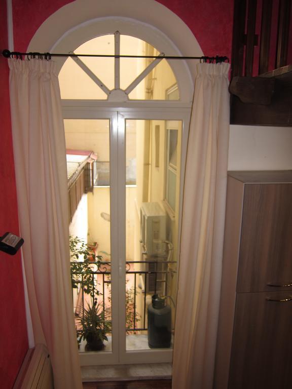 Trilocale al Politeama - Zyz Appartamento Palermo Esterno foto